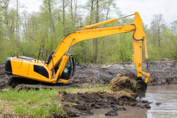 Cost of Pond Excavation in Englewood