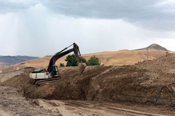 Cost of Land Sloping in Englewood