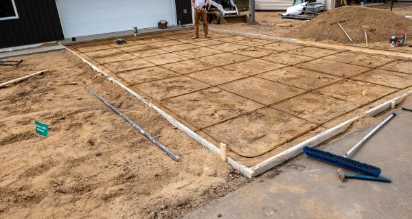 Cost of Driveway Site Preparation in Englewood